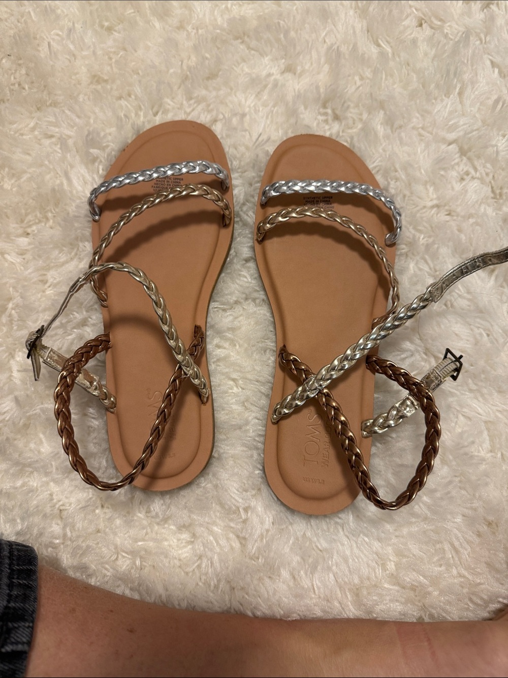 Tom’s sandals size 8.5
